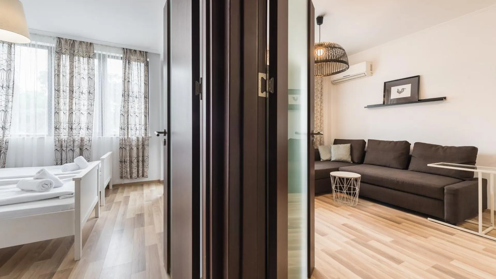 וארנה Stylish Place Near The Beach 0*,